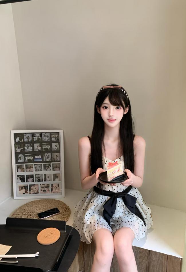 仙女下凡美女如云