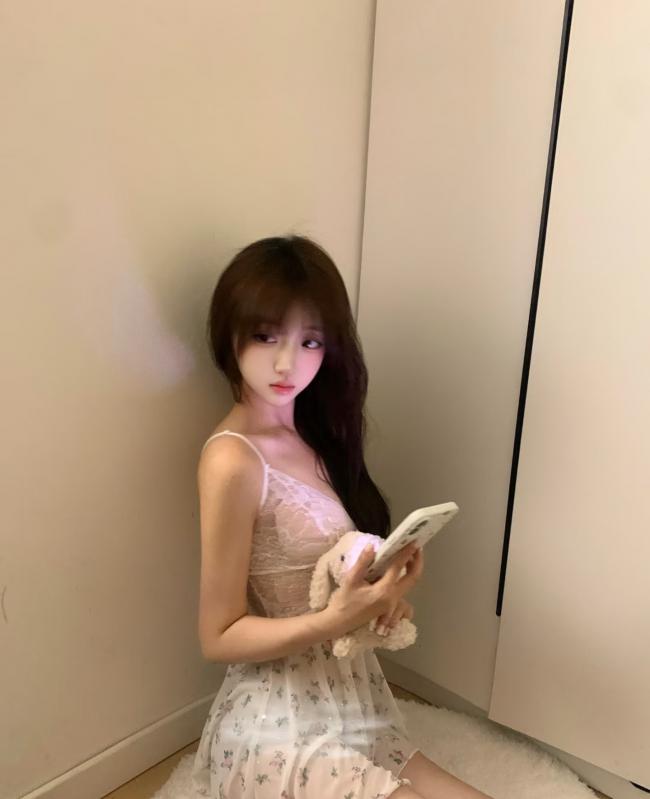 00后瑜伽私教兼职水多骚