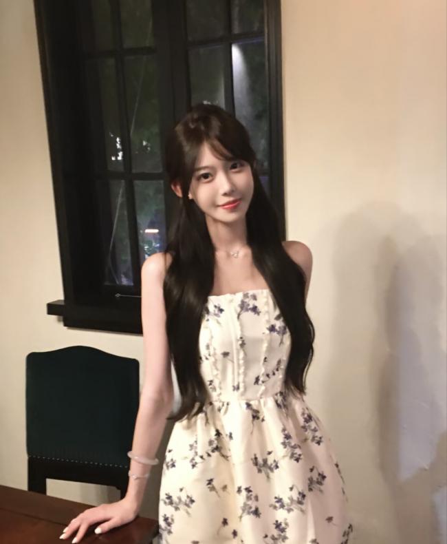 20岁姐妹私家火辣双飞